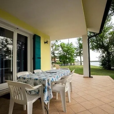 Chiara Villa