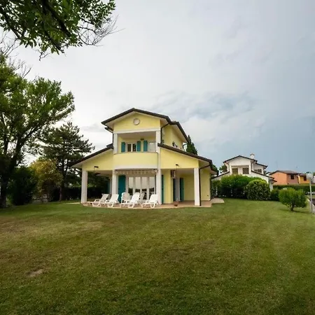 Chiara Villa *
