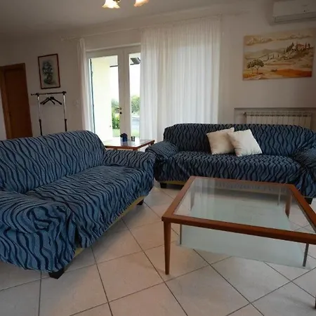 Chiara Villa *