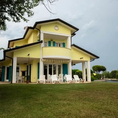 Villa Chiara Albarella Island